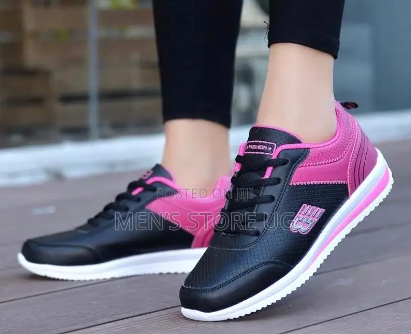Ladies Sports Shoes