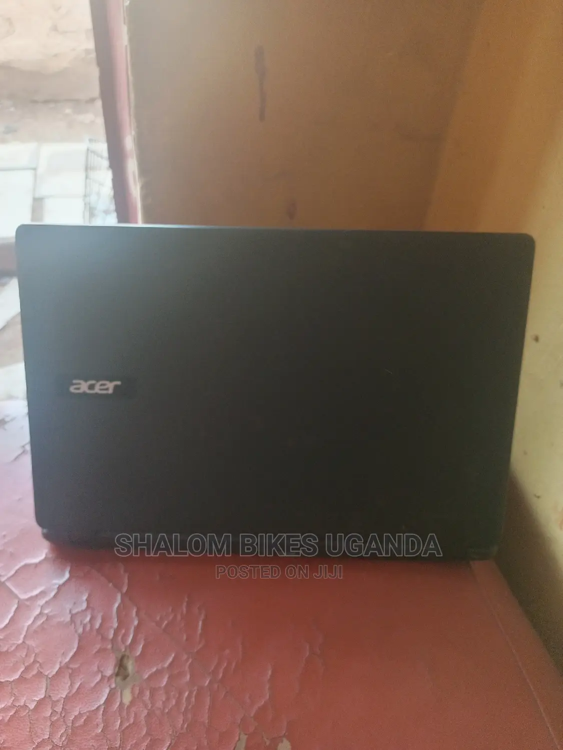 Laptop Acer eMachines E627 4GB Intel Celeron HDD+SSD 500GB