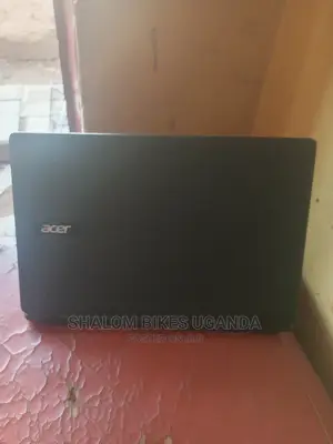 Laptop Acer eMachines E627 4GB Intel Celeron HDD+SSD 500GB