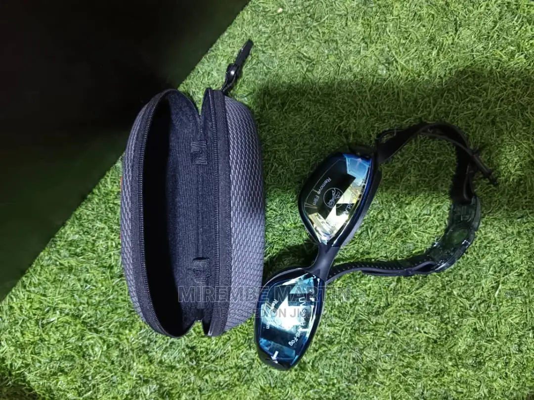 Good Quality Swimming Glasses