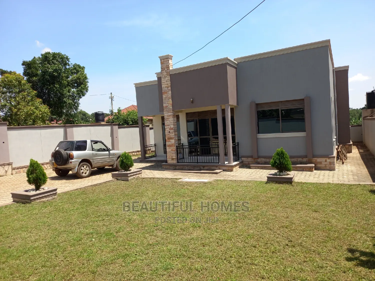 Furnished 4bdrm House in Kira for sale
