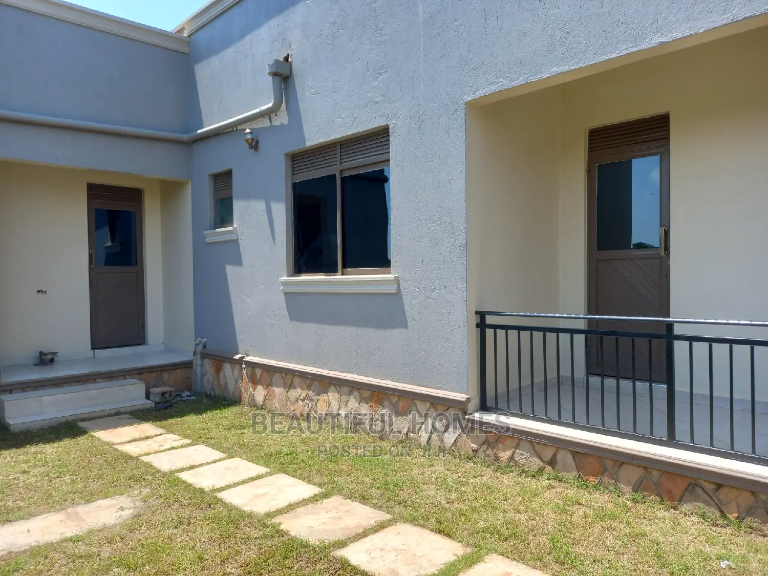 Furnished 4bdrm House in Kira for sale