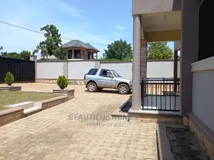 Furnished 4bdrm House in Kira for sale