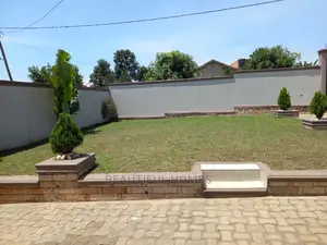 Furnished 4bdrm House in Kira for sale