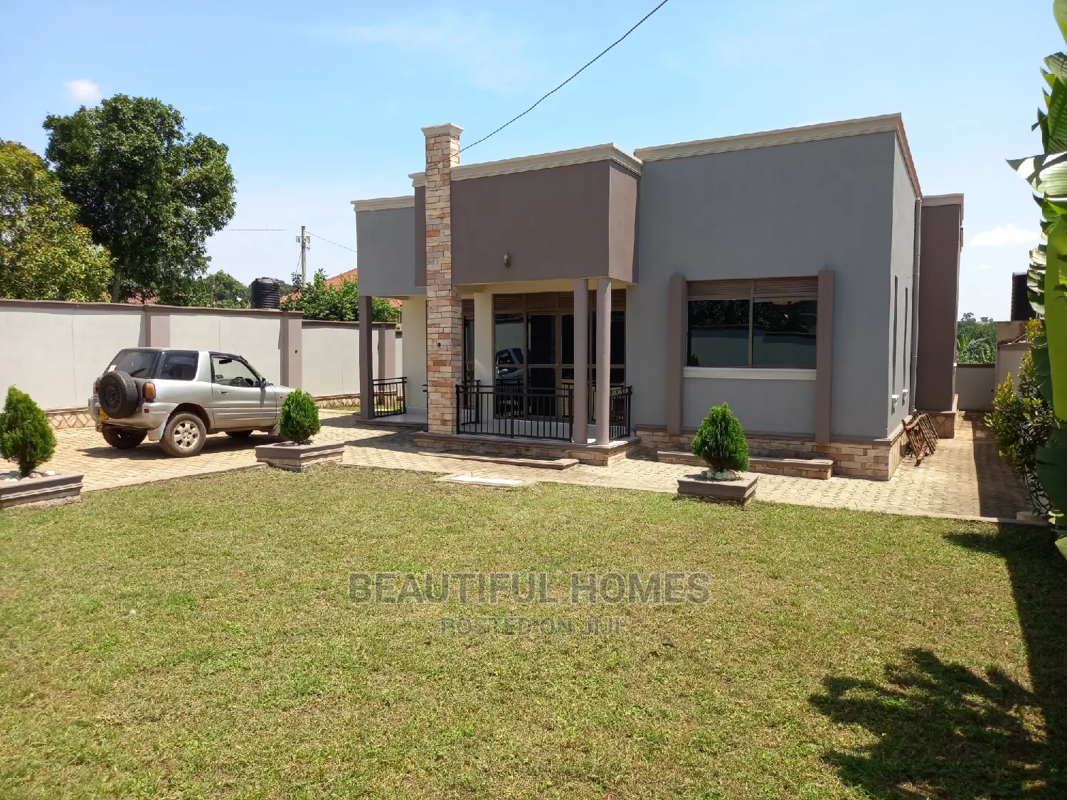 Furnished 4bdrm House in Kira for sale