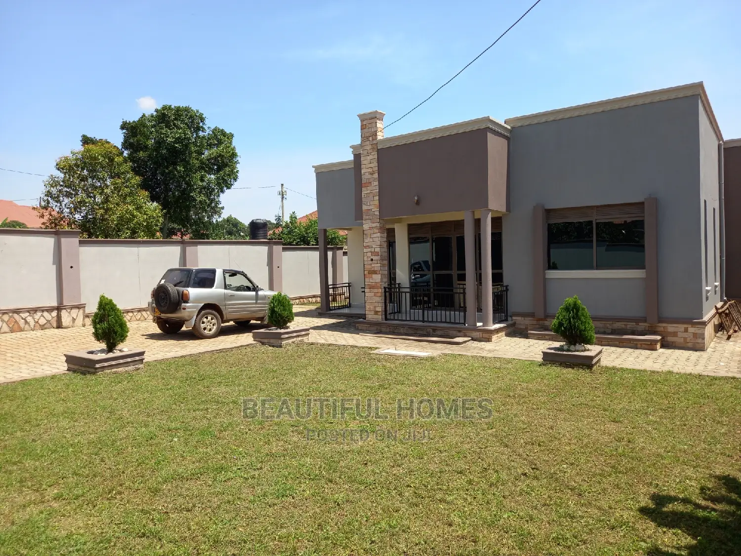 Furnished 4bdrm House in Kira for sale