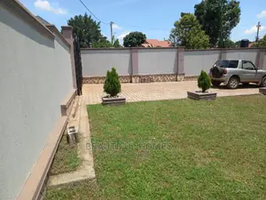 Furnished 4bdrm Bungalow in Kira for sale
