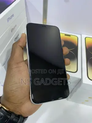 Apple iPhone XR 128 GB White