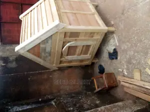 Dogy Dog House