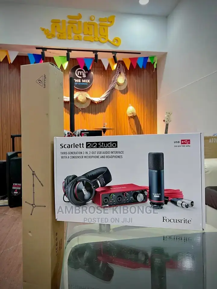 2i2 Scarlett 3rd Gen FOCUSRITE Audio Interface Full Package.