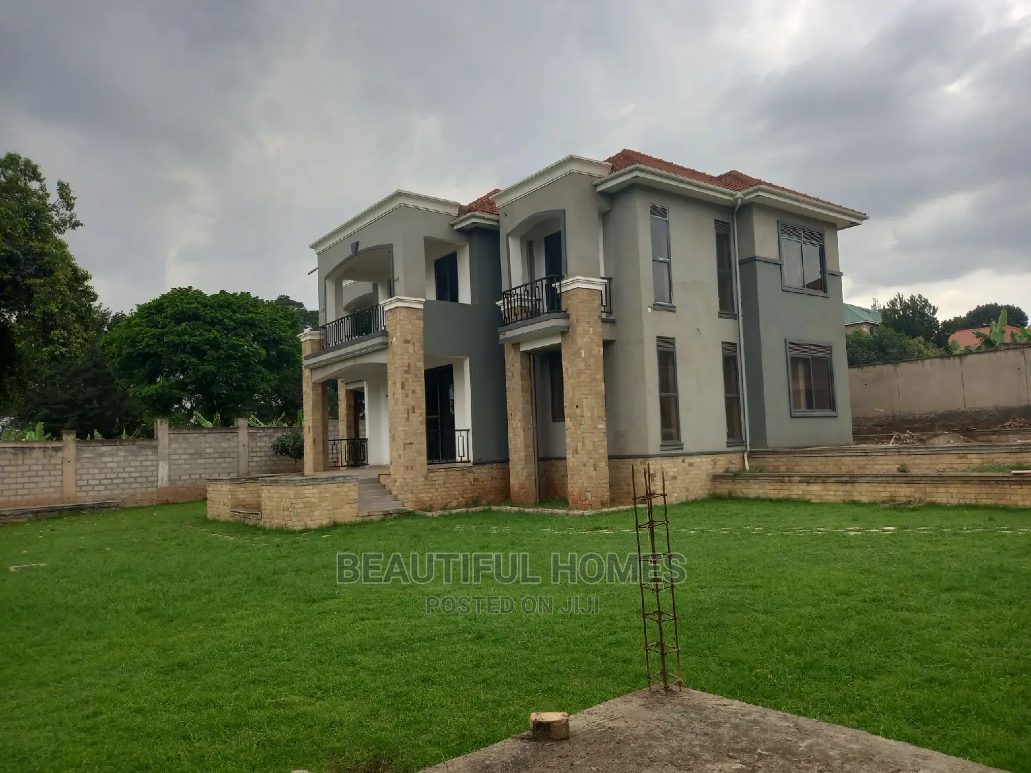 Furnished 6bdrm Mansion in Kyaliwajjara, Nakawa for sale
