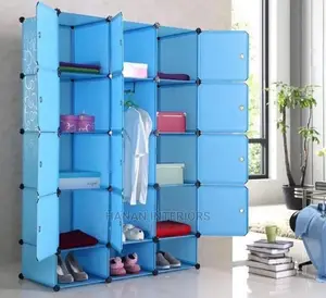 Photo - 3 Column Plastic Closset