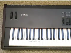 Yamaha S90 88 Key Profesional Keyboard Synthesizer, MIDI/USB