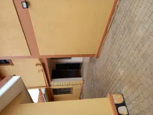 Furnished 5bdrm Duplex in Kira for sale