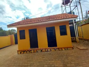 Furnished 5bdrm Duplex in Kira for sale