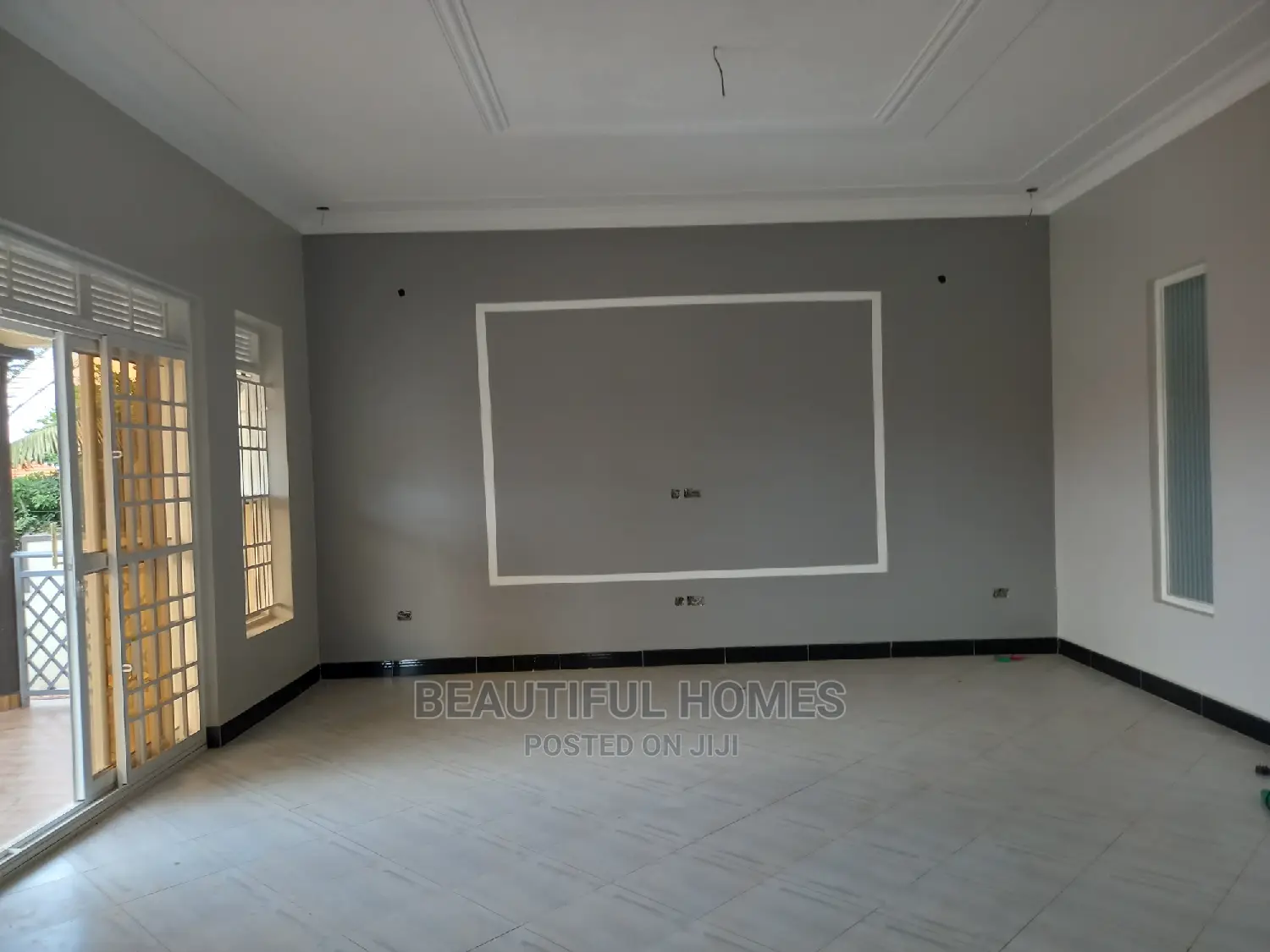 Furnished 4bdrm Bungalow in Kira for sale