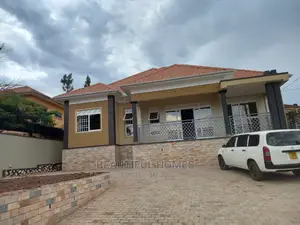 Furnished 4bdrm Bungalow in Kira for sale