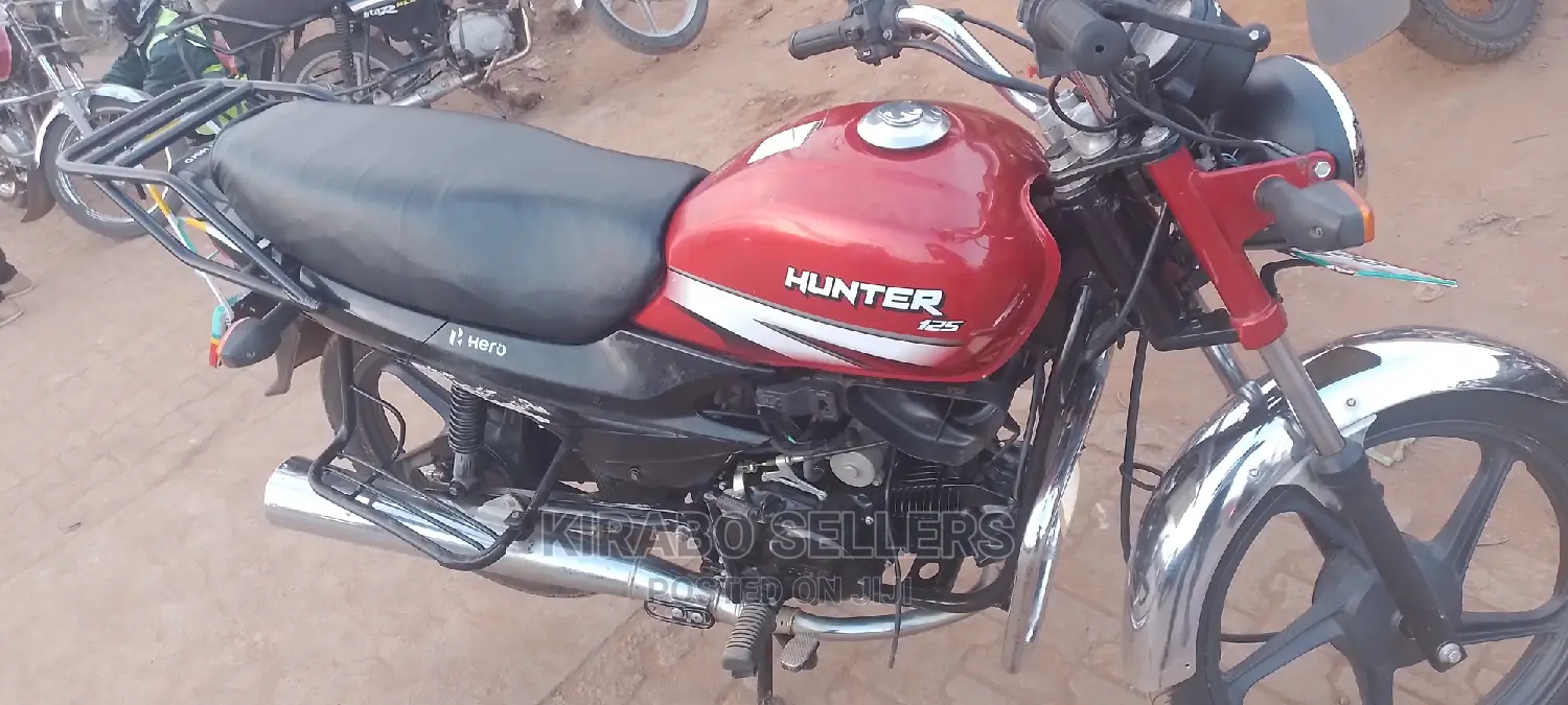 Hunter Daytona 350cc 2022 Red