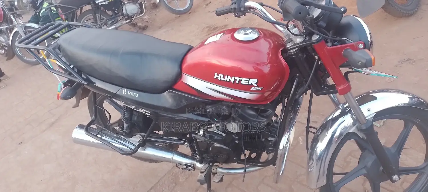 Hunter Daytona 350cc 2022 Red