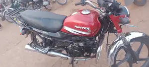 Hunter Daytona 350cc 2022 Red