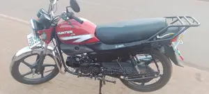 Hunter Daytona 350cc 2022 Red