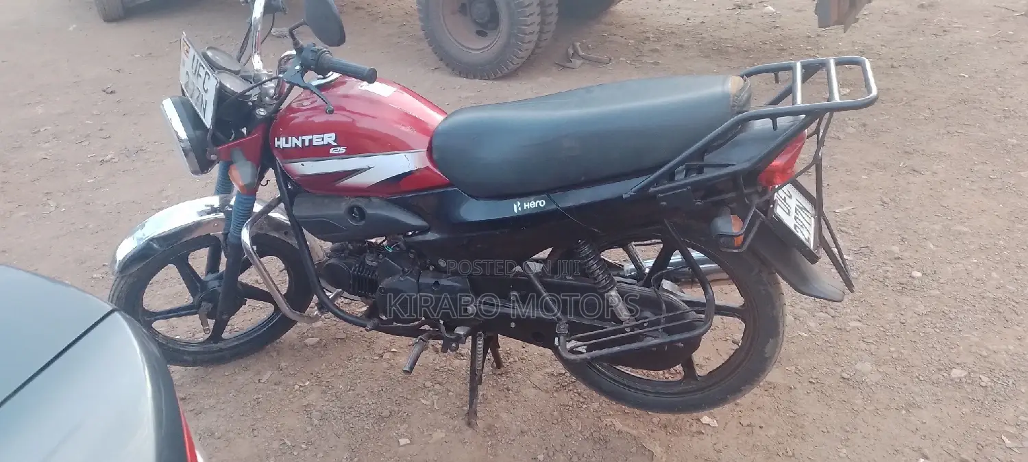 Hunter Daytona 350cc 2022 Red