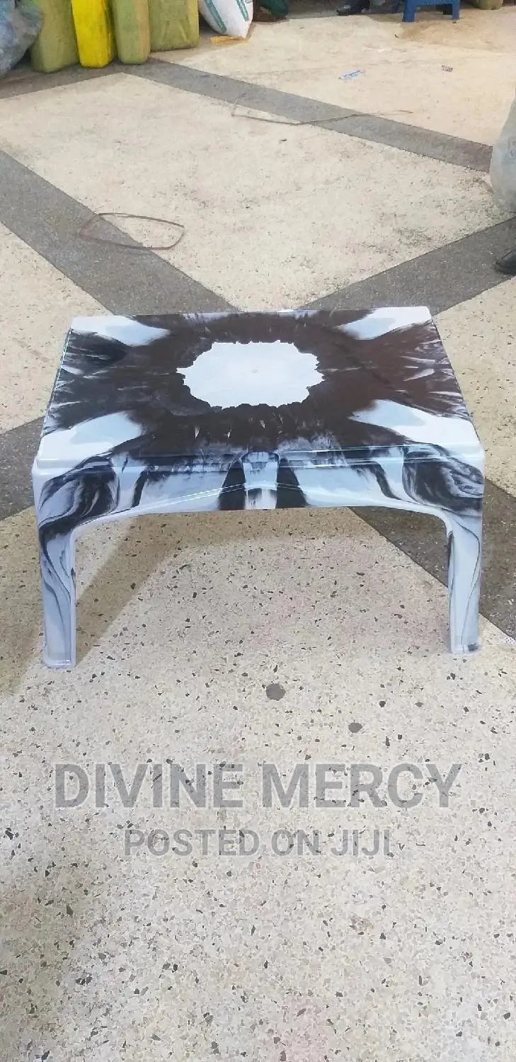 Min Rectangular Table