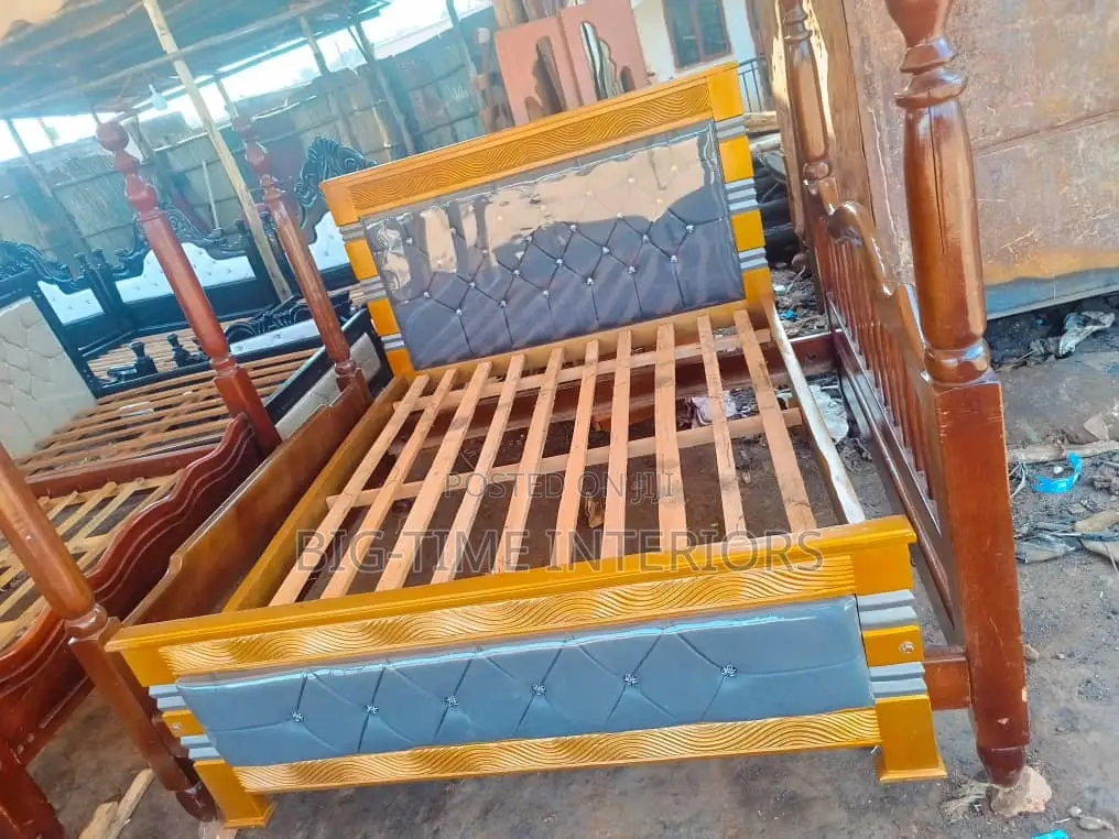 Classy 5*6 Leather Bed