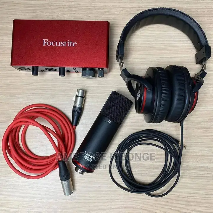 FOCUSRITE 2i2 Studio Pack Gen3 USB Audio Interface