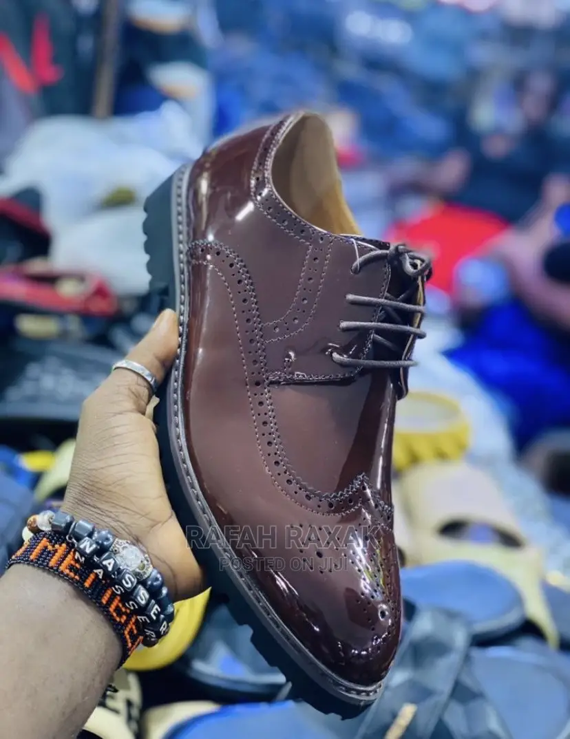 Men’S Classic Maroon G-Ten Shinny Oxfords