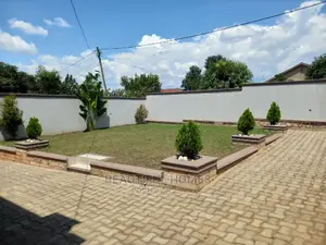 Furnished 4bdrm House in Kira for sale