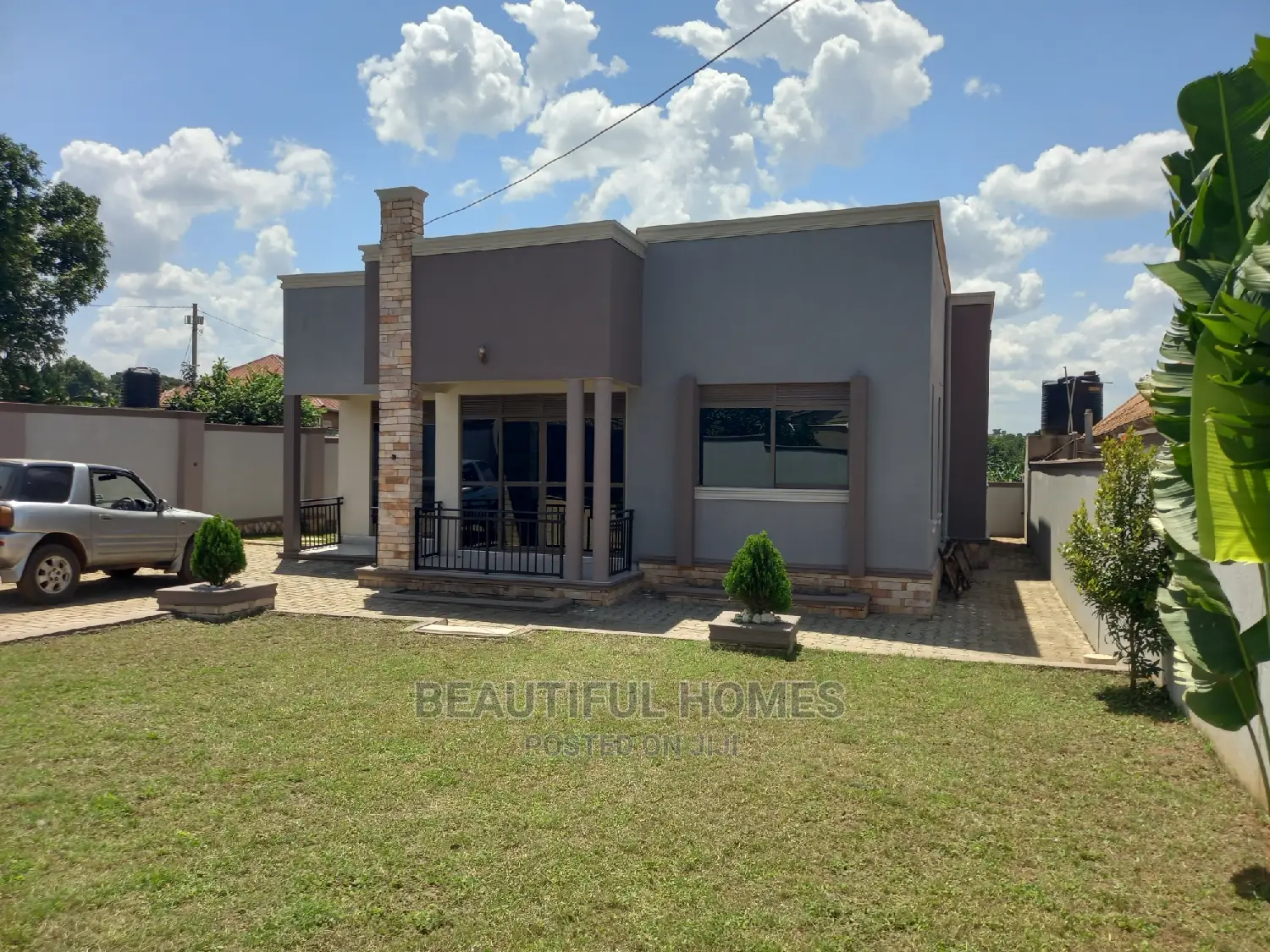 Furnished 4bdrm House in Kira for sale