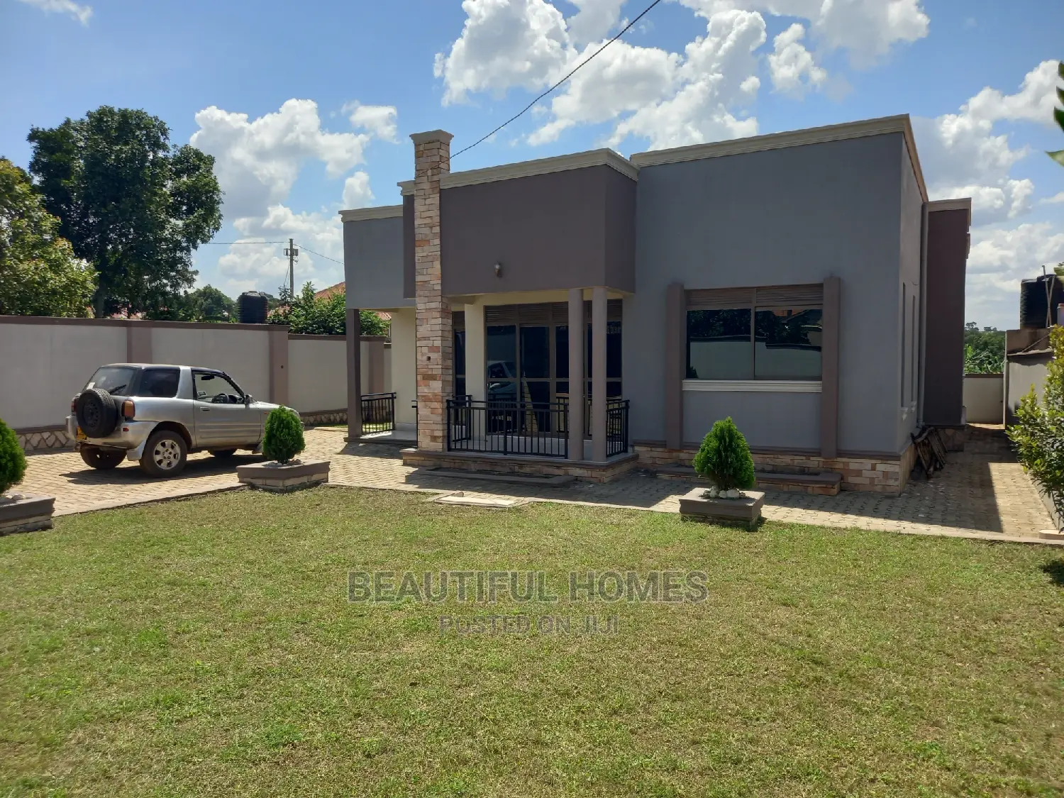 Furnished 4bdrm House in Kira for sale
