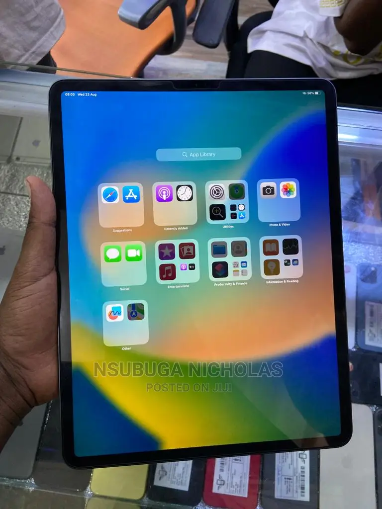 Apple iPad Pro 12.9 (2021) 256 GB Silver