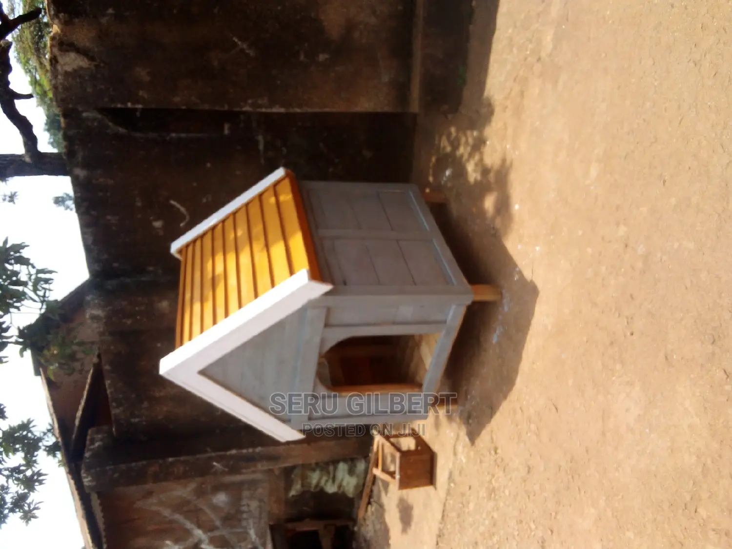 Q Nice Dog House