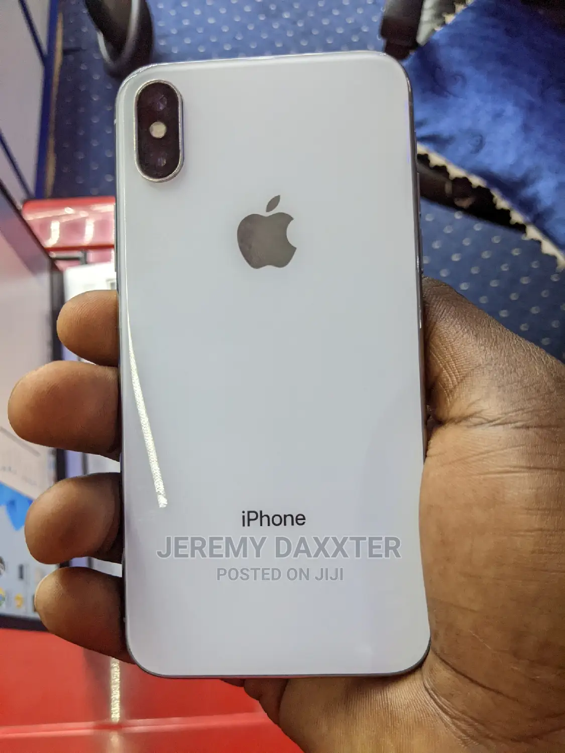 Apple iPhone X 64 GB White