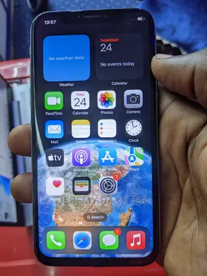 Apple iPhone X 64 GB White