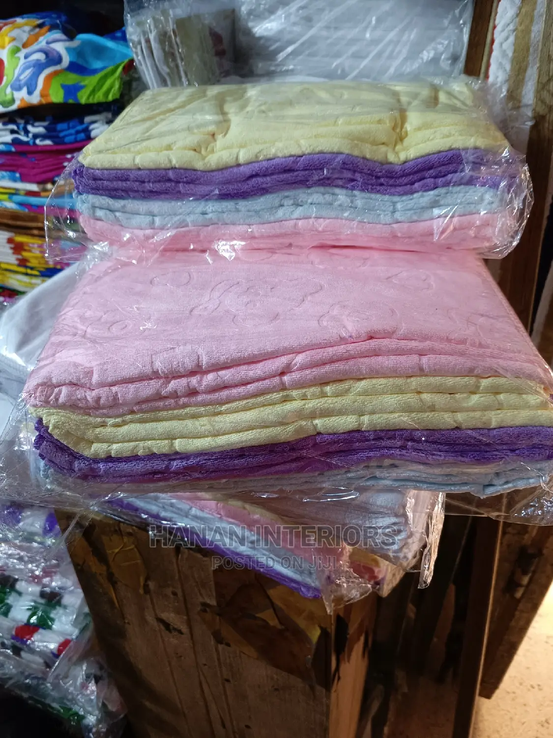 Hand Towels Mix Colors -a Dozen