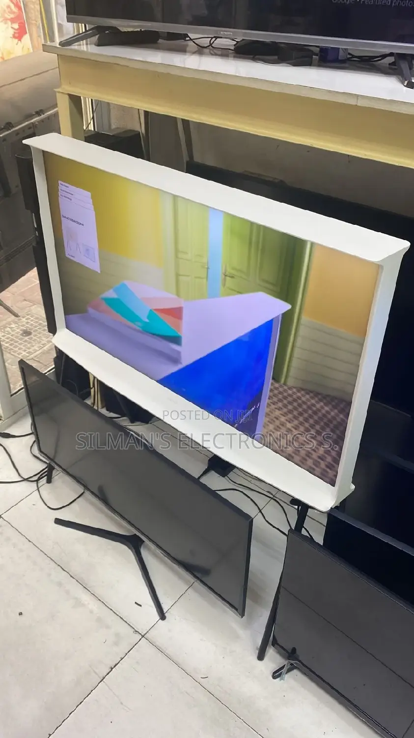 Samsung 43" the Serif