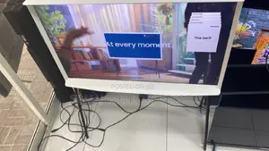 Samsung 43" the Serif