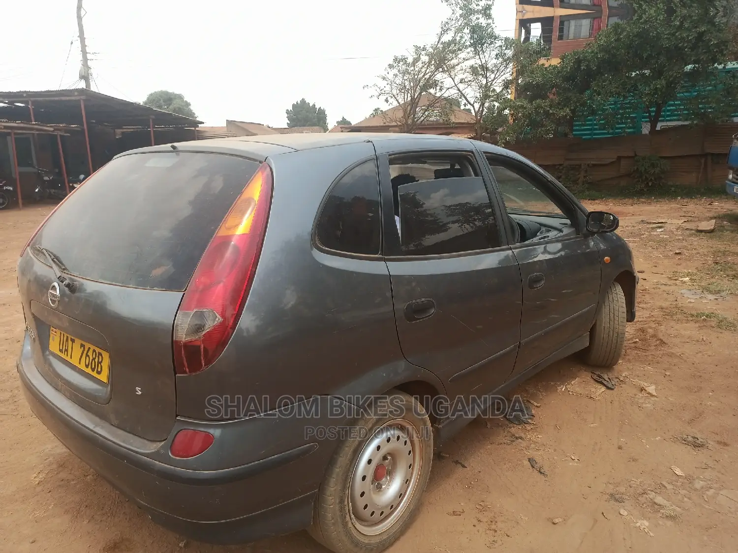 Nissan Almera 2005 Silver