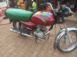 Bajaj Boxer 2013 Green