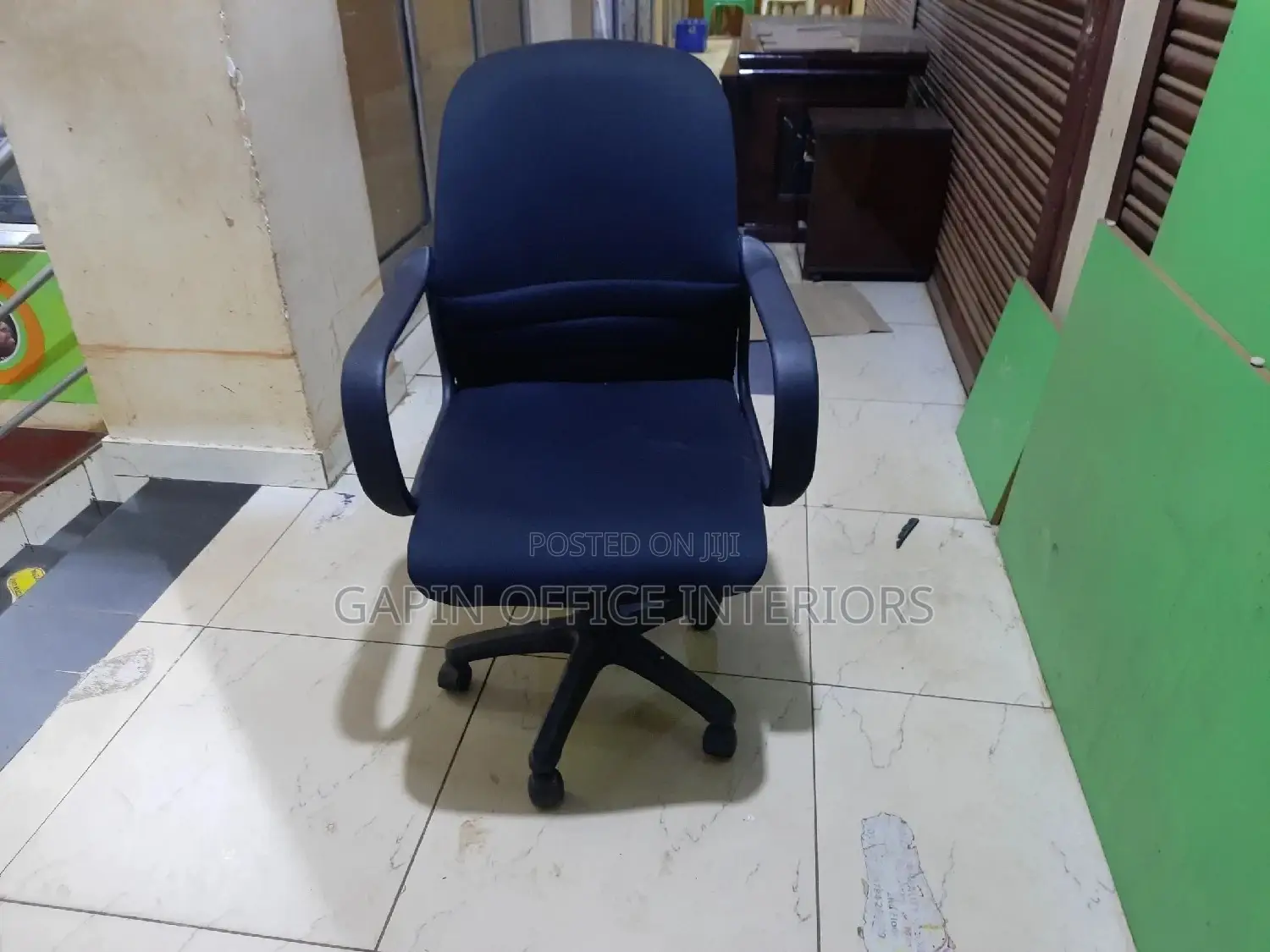 Fabric Rotating Office Chair