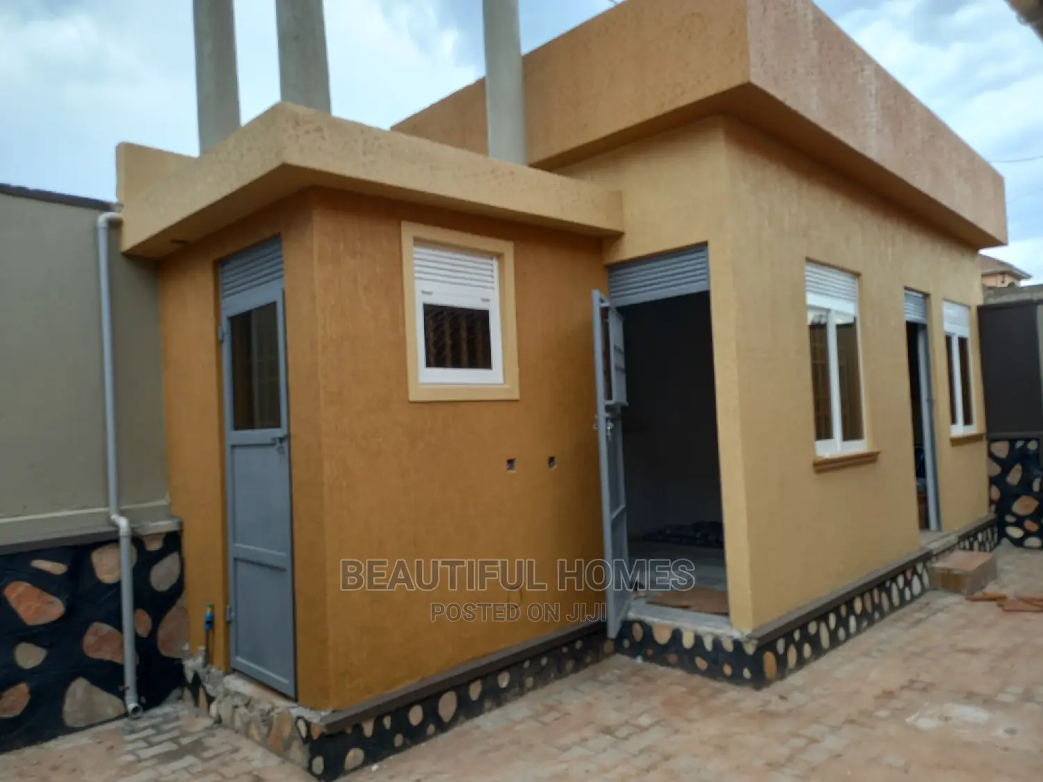 Furnished 4bdrm House in Kira, Nakawa for sale