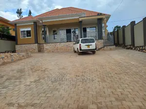 Furnished 4bdrm House in Kira for sale
