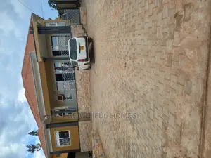 Furnished 4bdrm House in Kira for sale