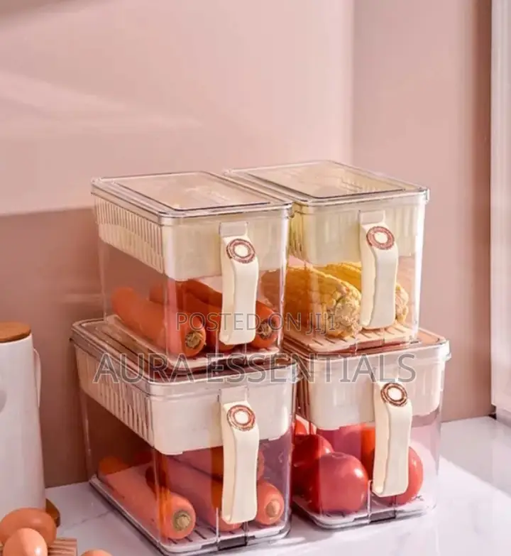 Ultra - Large Capacity Storage Containers