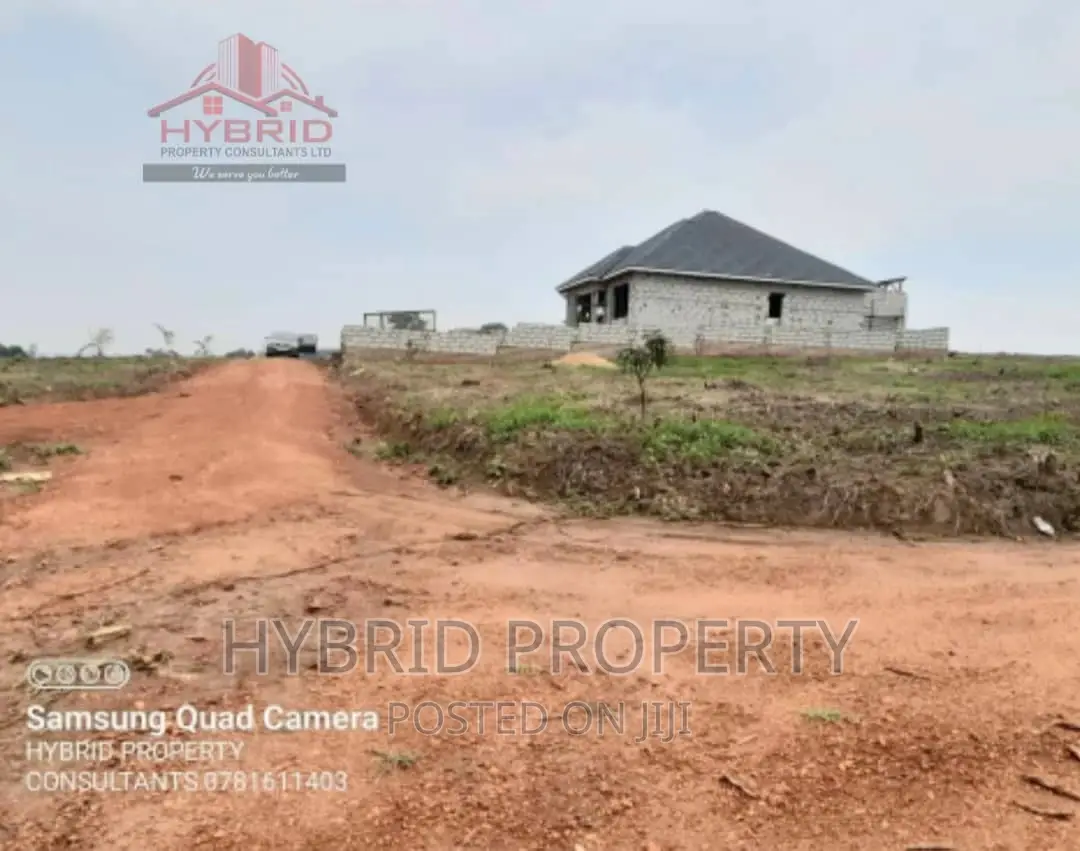 Plots for Sale at Kakiri~Kikandwa Highway Executive Estate.