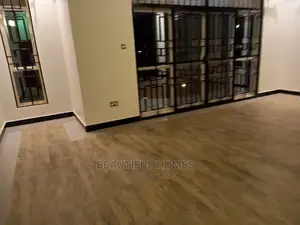 Furnished 7bdrm Duplex in Kira for sale