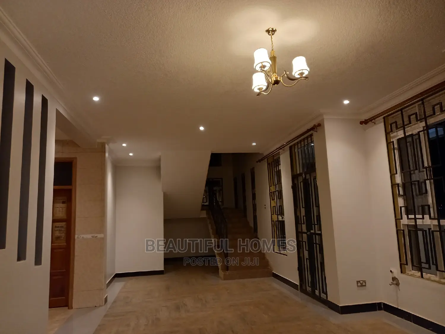 Furnished 7bdrm Duplex in Kira for sale